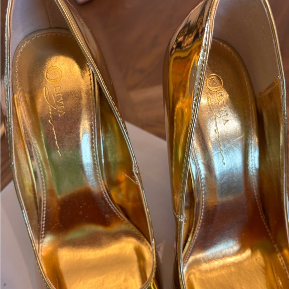 Elegant Gold Stiletto Heels - Picture 5 of 5